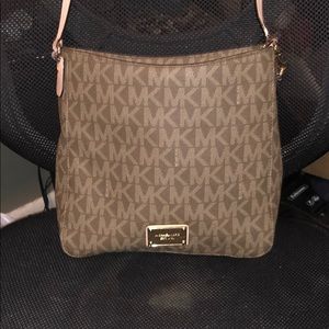 Michael Kors Crossbody